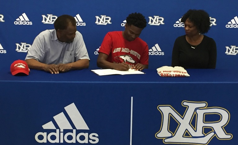 North Little Rock Sleeper Signs with Greyhounds