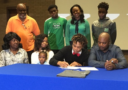 Greyhounds Sign Forrest City State Champion